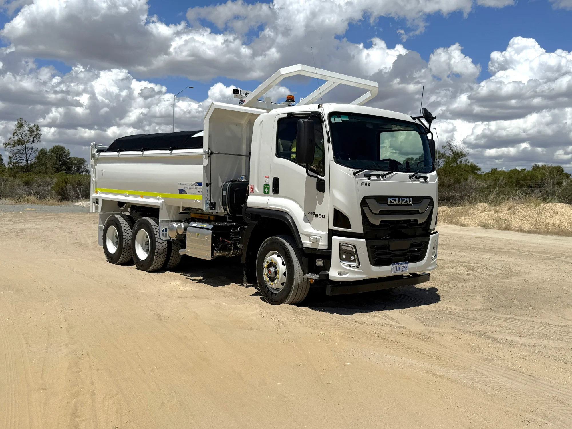 Isuzu FVZ 260-300 Tipper