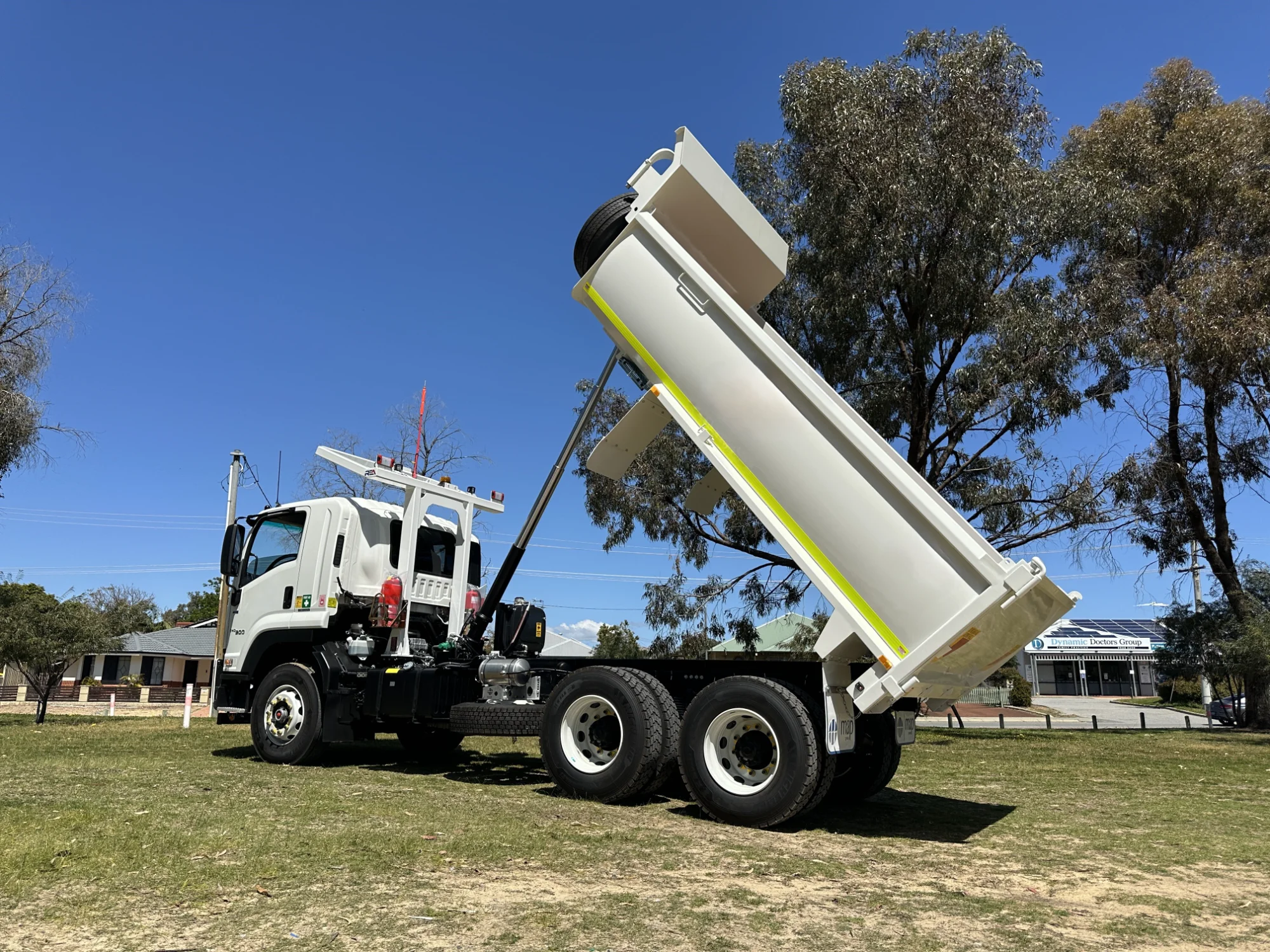 Isuzu FVZ 260-300 Tipper